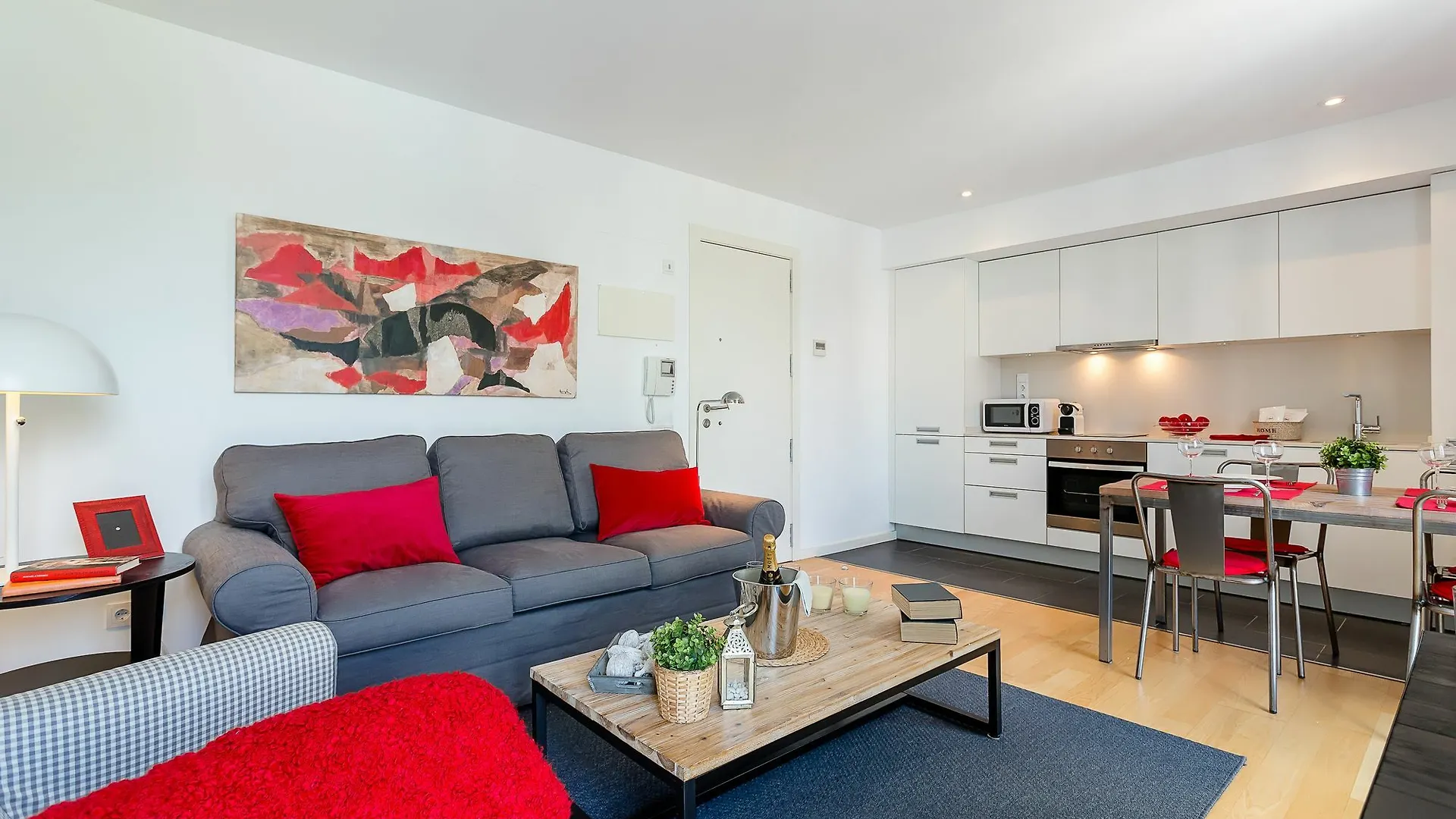 Urban District - Rambla Suites & Pool Barcelona Lejlighed